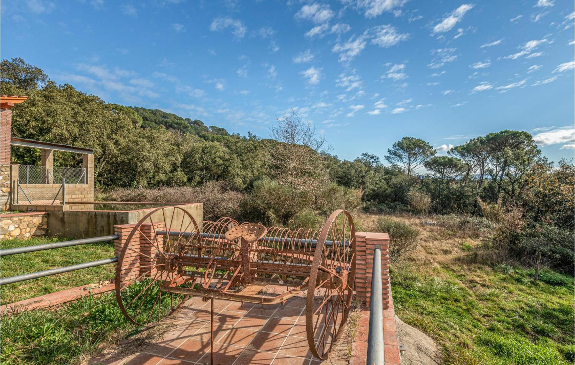 Awesome Home In Riells I Viabrea With Wifi Breda ภายนอก รูปภาพ